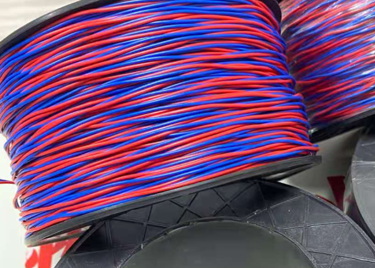新龙隧道专用放炮线材质解密：隐藏在硬朗外表下的密保奥秘