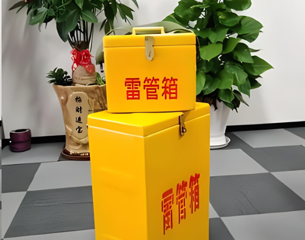 新龙炸药箱雷管箱在运输过程中的注意事项